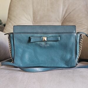 Kate Spade leather sea blue bow on a‎ front crossbody bag